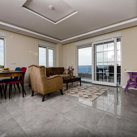 Villa Noble دمرة المظهر الخارجي الصورة