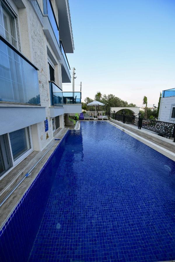 Villa Noble دمرة المظهر الخارجي الصورة