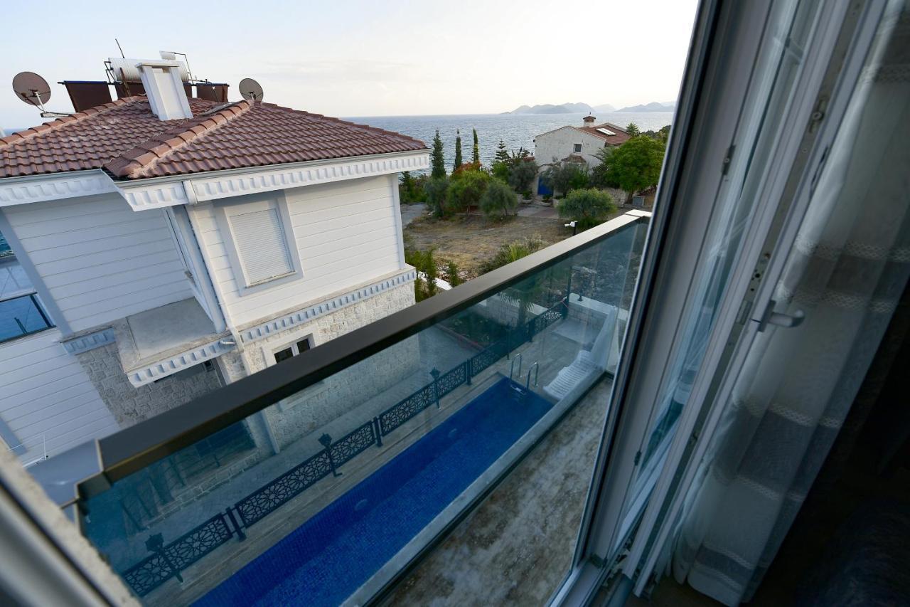 Villa Noble دمرة المظهر الخارجي الصورة