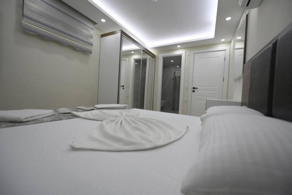 Villa Noble دمرة المظهر الخارجي الصورة
