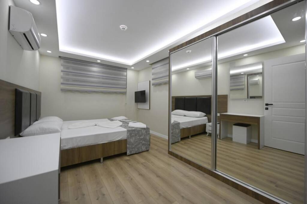 Villa Noble دمرة المظهر الخارجي الصورة