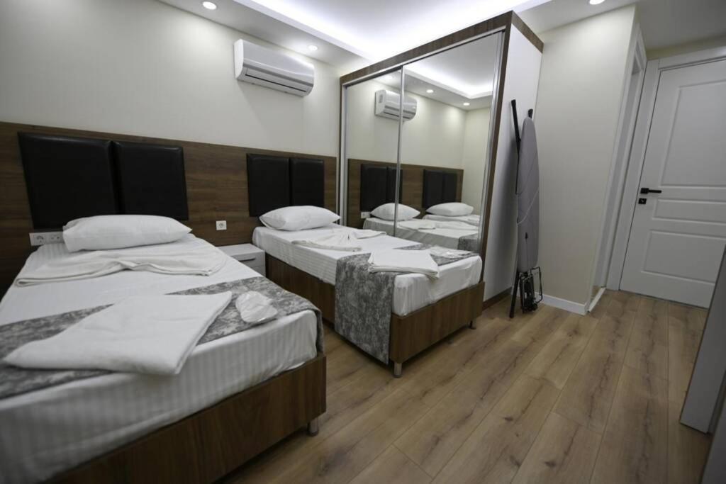 Villa Noble دمرة المظهر الخارجي الصورة
