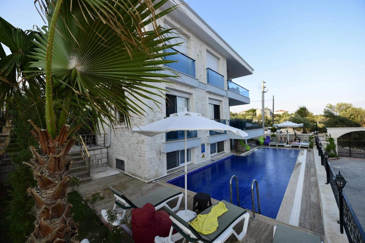 Villa Noble دمرة المظهر الخارجي الصورة