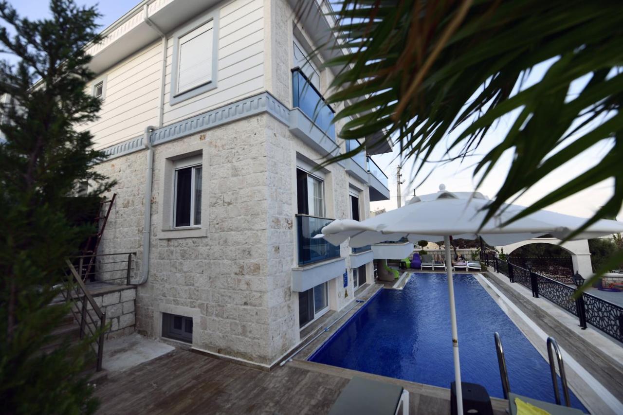 Villa Noble دمرة المظهر الخارجي الصورة